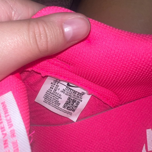 Hot pink Nike dunks - Picture 7 of 7